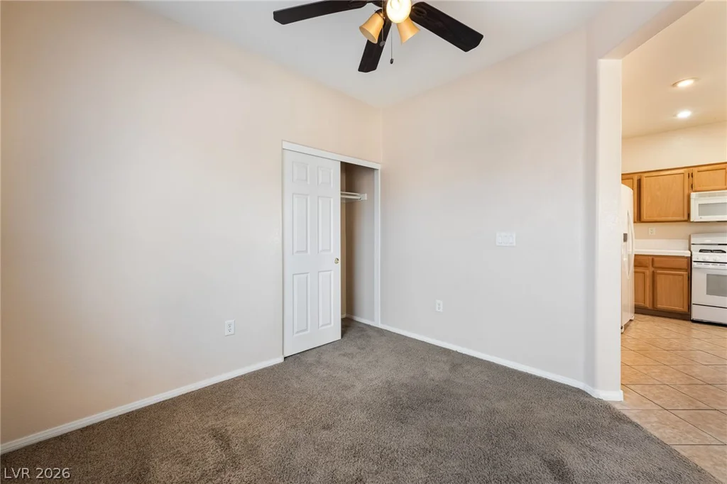 10241 Delray Beach, Las Vegas, NV 89129