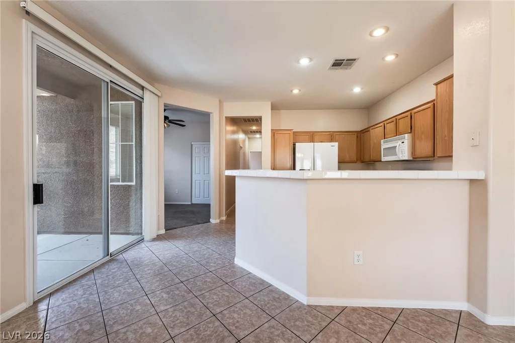 10241 Delray Beach, Las Vegas, NV 89129