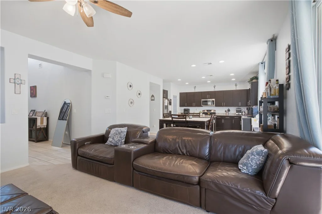 328 Baxters Bay, North Las Vegas, NV 89084