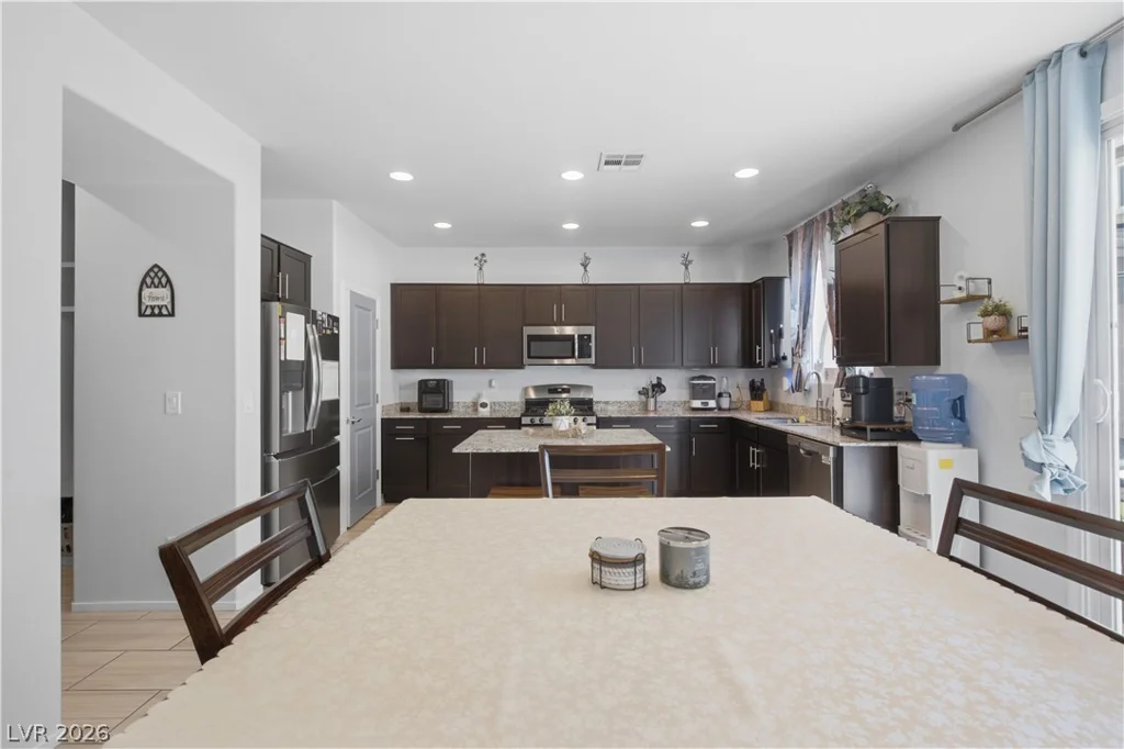 328 Baxters Bay, North Las Vegas, NV 89084