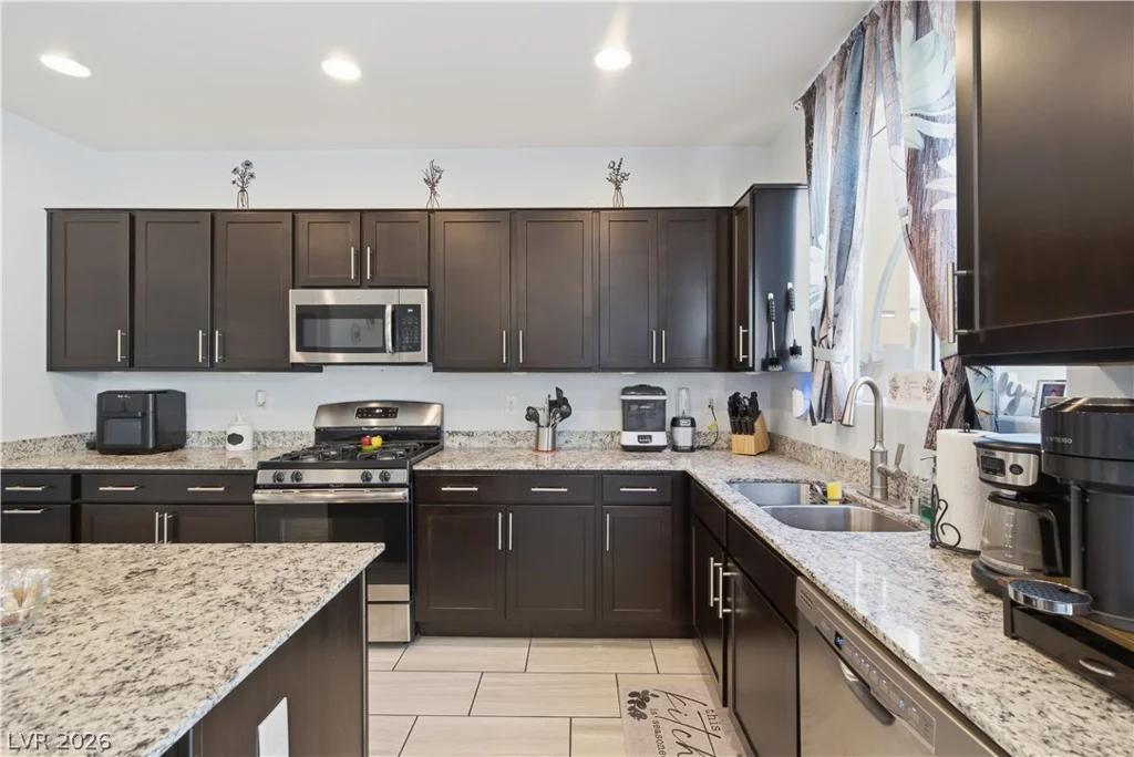 328 Baxters Bay, North Las Vegas, NV 89084