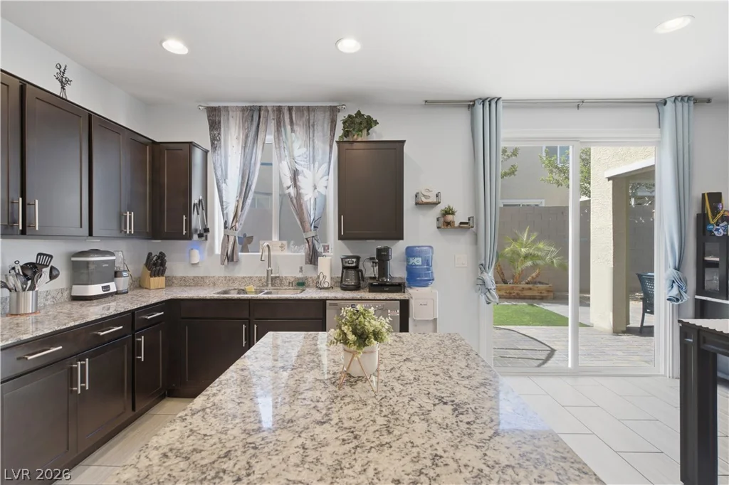 328 Baxters Bay, North Las Vegas, NV 89084