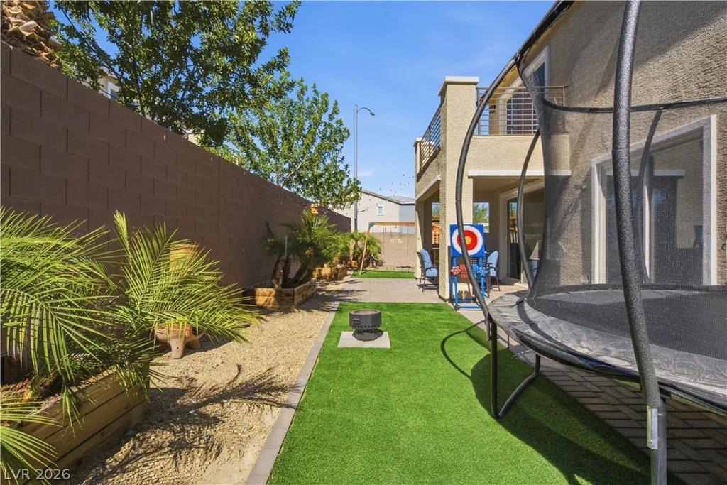 328 Baxters Bay, North Las Vegas, NV 89084