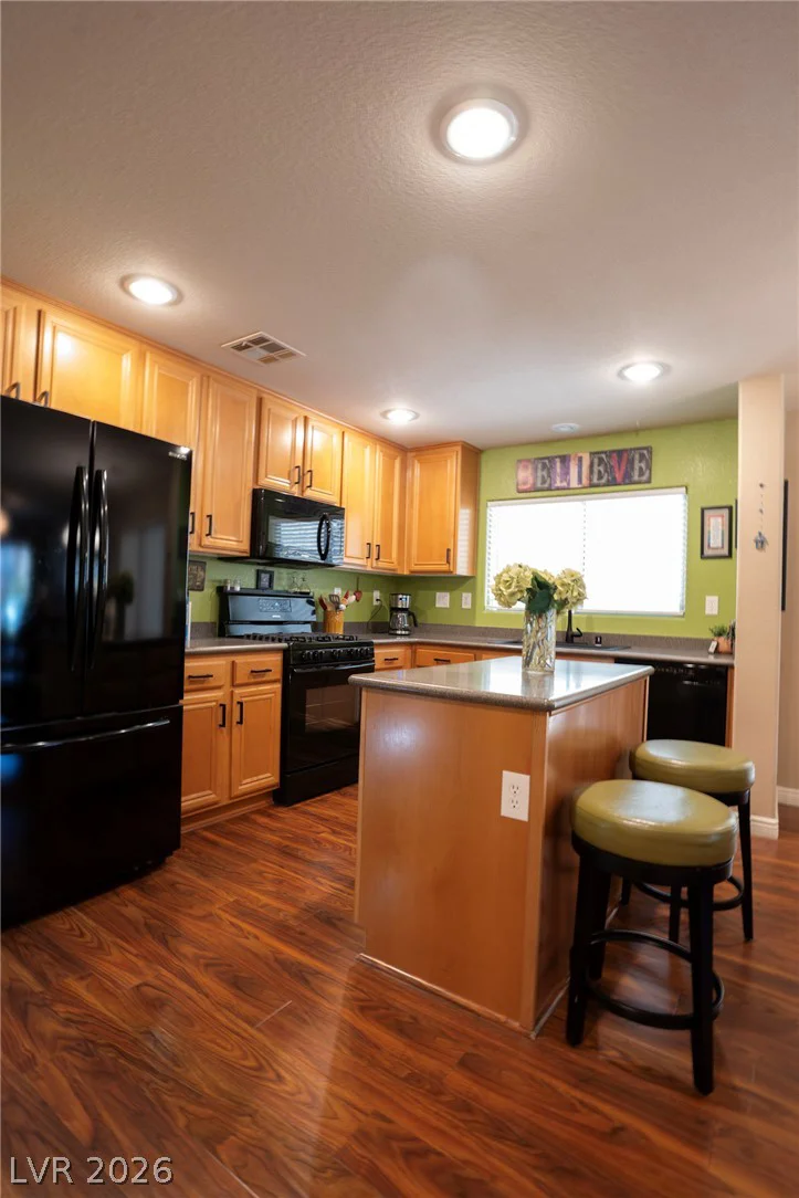 530 Primrose Hill, Las Vegas, NV 89178