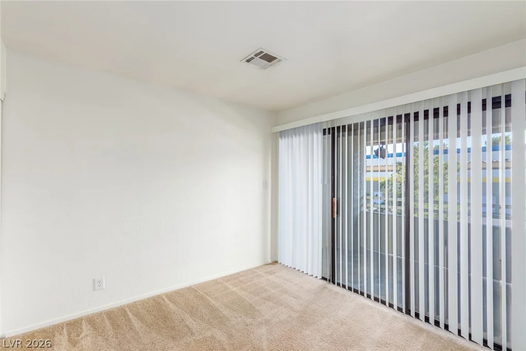 5072 Rainbow, Las Vegas, NV 89118