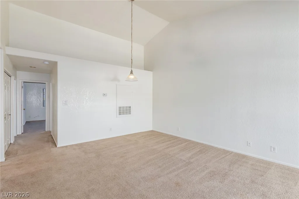5072 Rainbow, Las Vegas, NV 89118