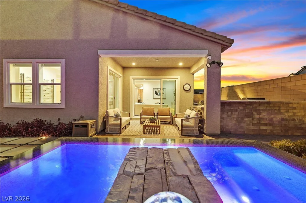 10130 Copper Meadow, Las Vegas, NV 89166