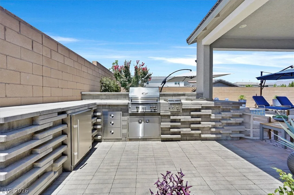 10130 Copper Meadow, Las Vegas, NV 89166