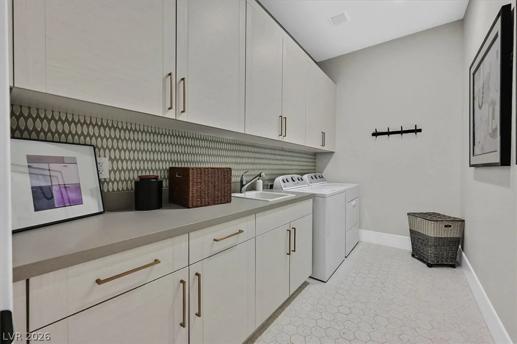10130 Copper Meadow, Las Vegas, NV 89166