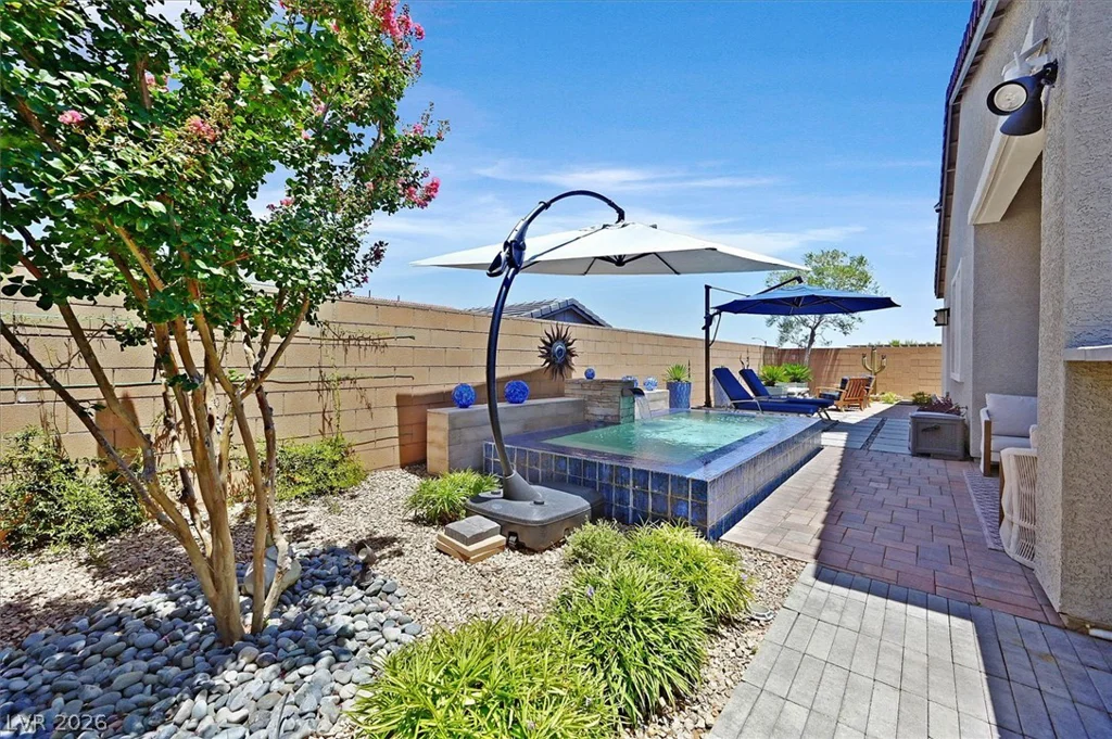 10130 Copper Meadow, Las Vegas, NV 89166