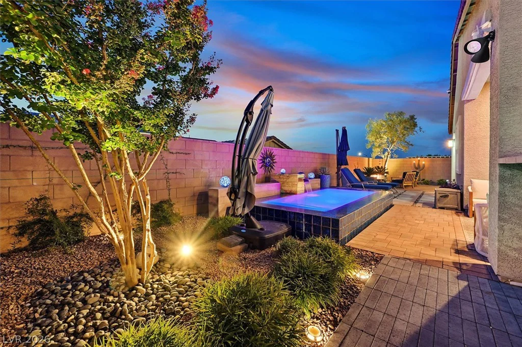10130 Copper Meadow, Las Vegas, NV 89166