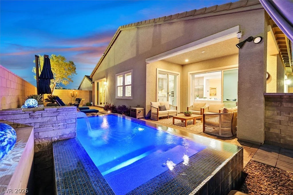 10130 Copper Meadow, Las Vegas, NV 89166