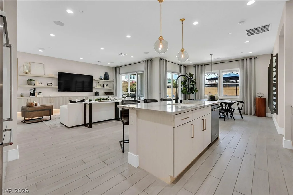 10130 Copper Meadow, Las Vegas, NV 89166