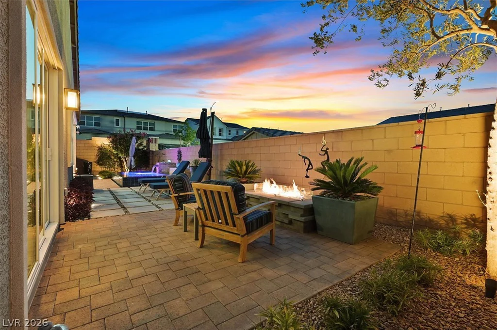 10130 Copper Meadow, Las Vegas, NV 89166