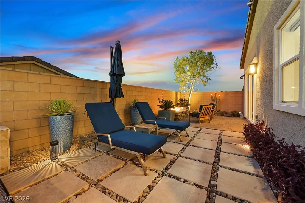 10130 Copper Meadow, Las Vegas, NV 89166
