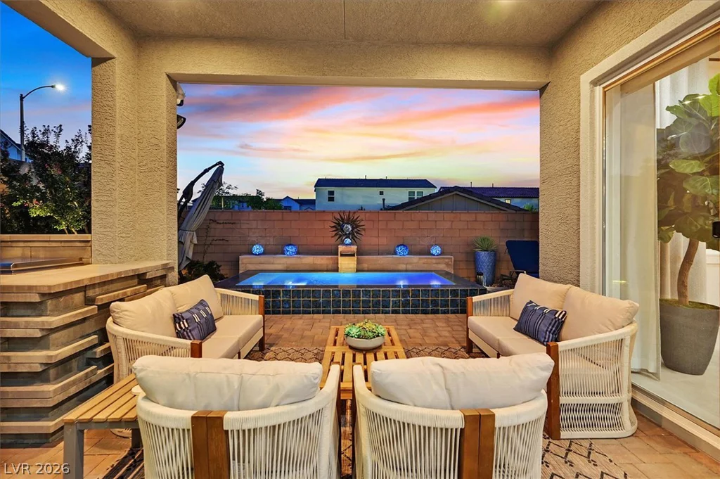 10130 Copper Meadow, Las Vegas, NV 89166