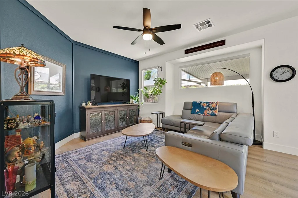 10500 Angel Dreams, Las Vegas, NV 89144