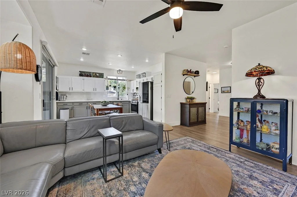 10500 Angel Dreams, Las Vegas, NV 89144