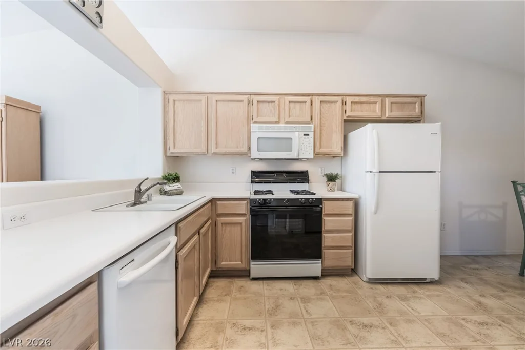 419 Golden State, Henderson, NV 89012