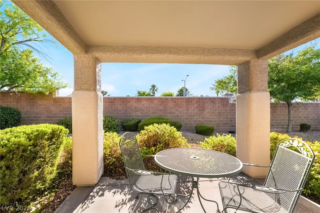 419 Golden State, Henderson, NV 89012