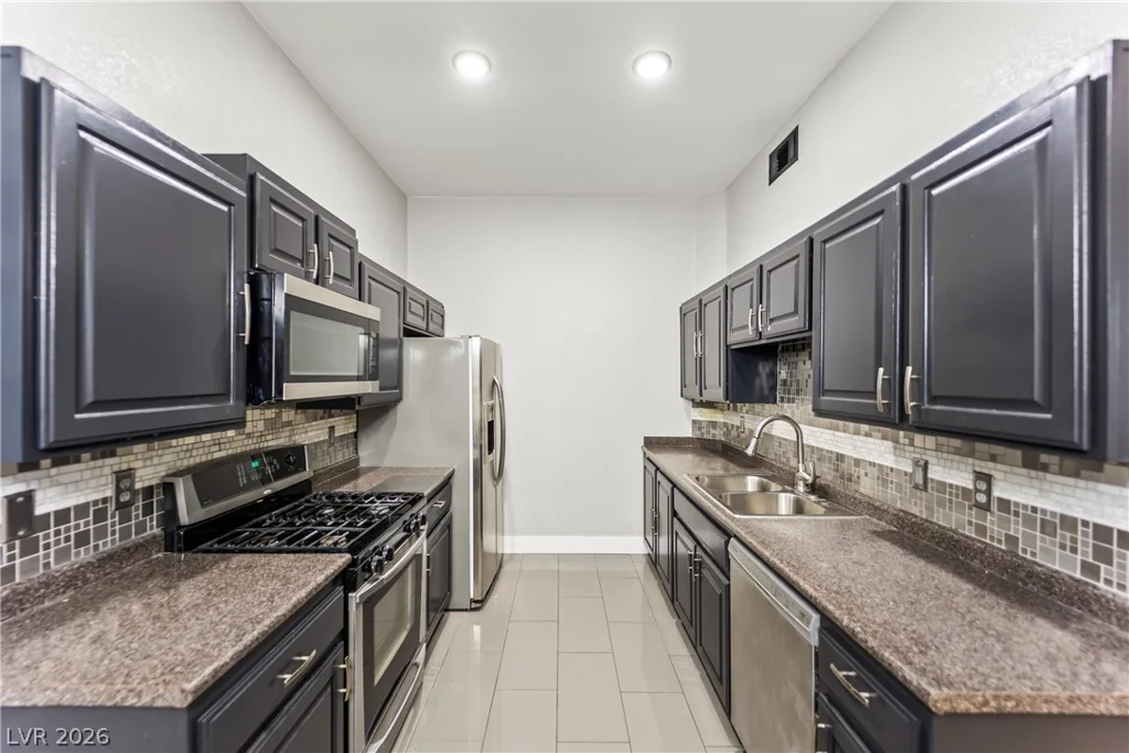 8805 Jeffreys, Las Vegas, NV 89123
