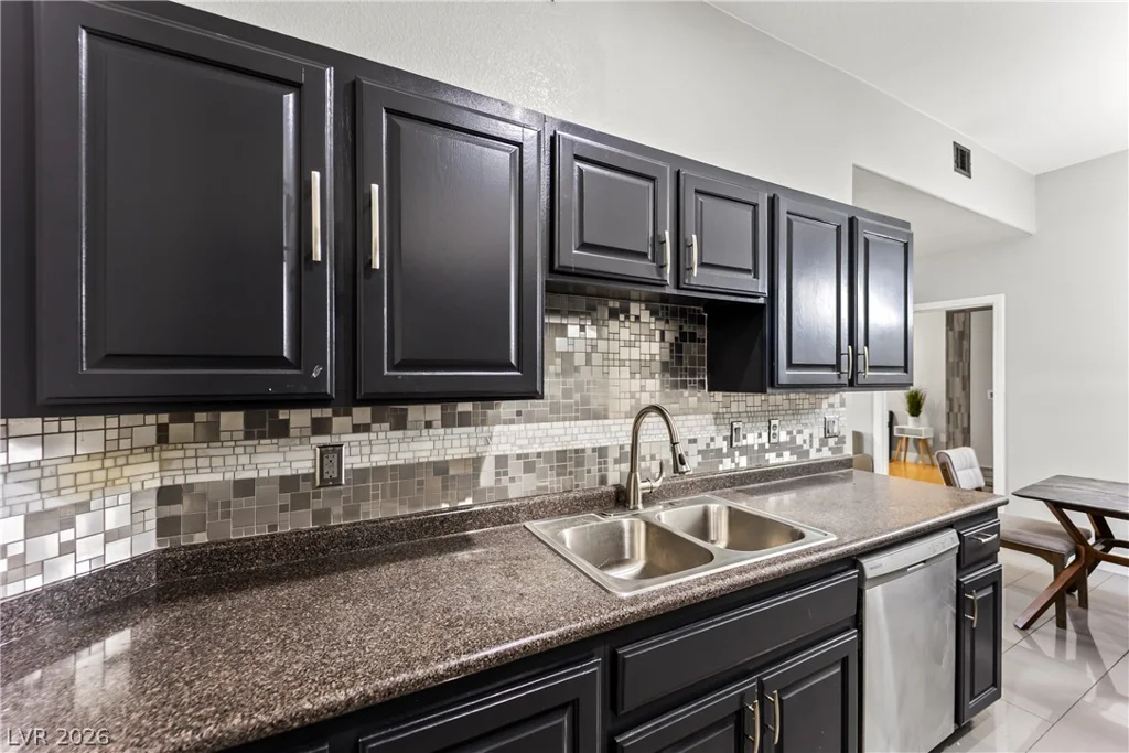 8805 Jeffreys, Las Vegas, NV 89123