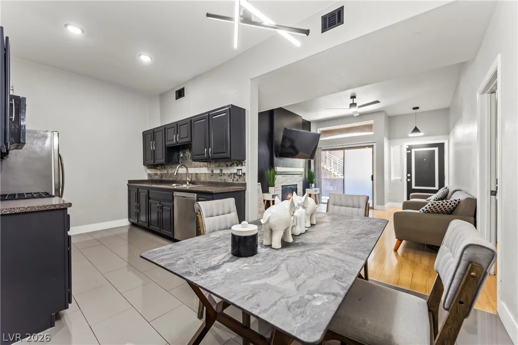 8805 Jeffreys, Las Vegas, NV 89123