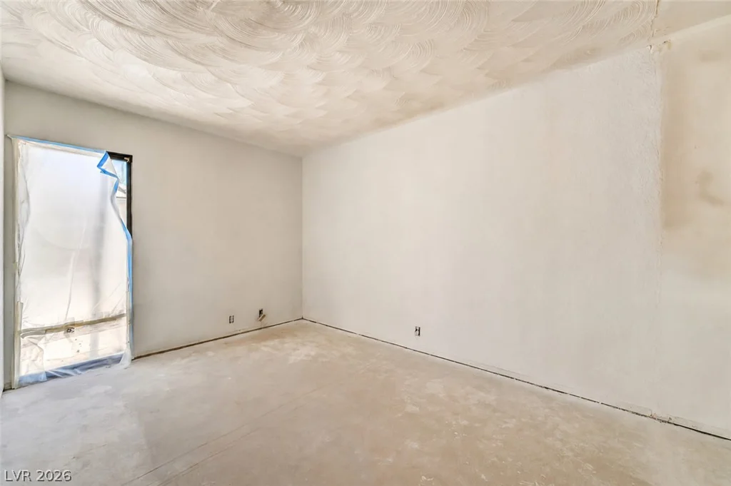 2985 Bel Air, Las Vegas, NV 89109