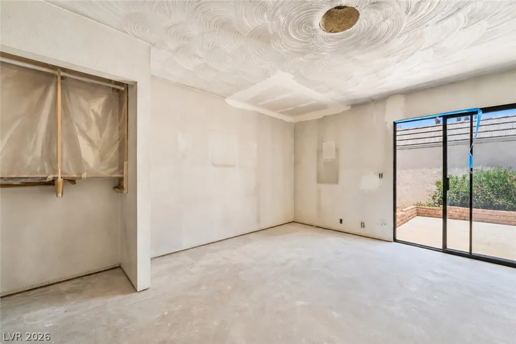 2985 Bel Air, Las Vegas, NV 89109
