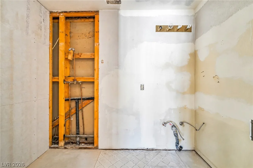 2985 Bel Air, Las Vegas, NV 89109