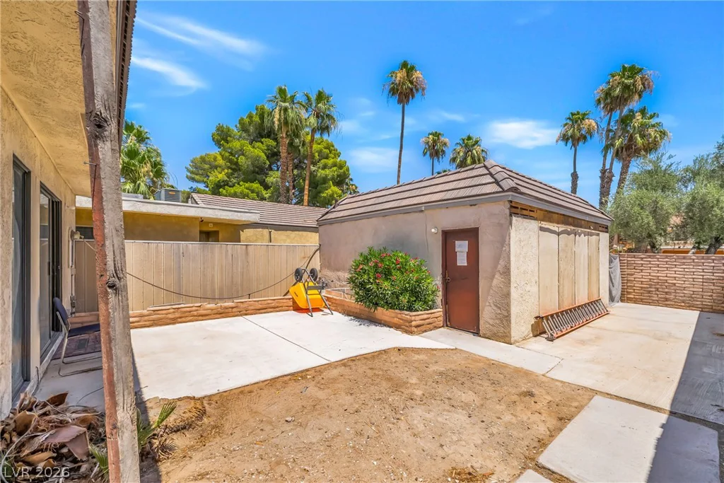 2985 Bel Air, Las Vegas, NV 89109