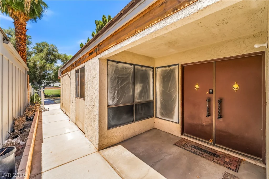2985 Bel Air, Las Vegas, NV 89109