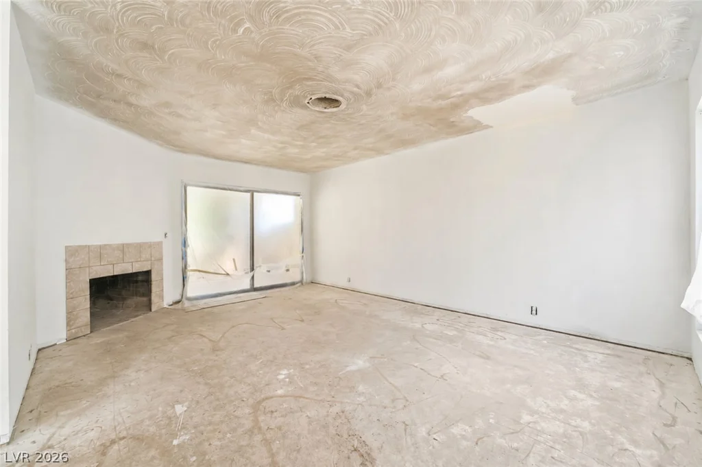 2985 Bel Air, Las Vegas, NV 89109