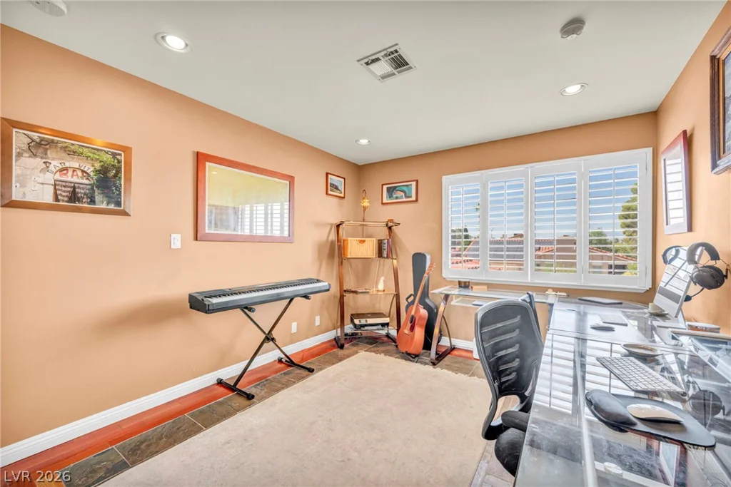 8701 Isola, Las Vegas, NV 89117