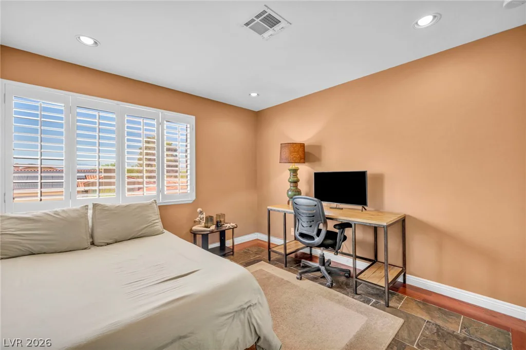 8701 Isola, Las Vegas, NV 89117