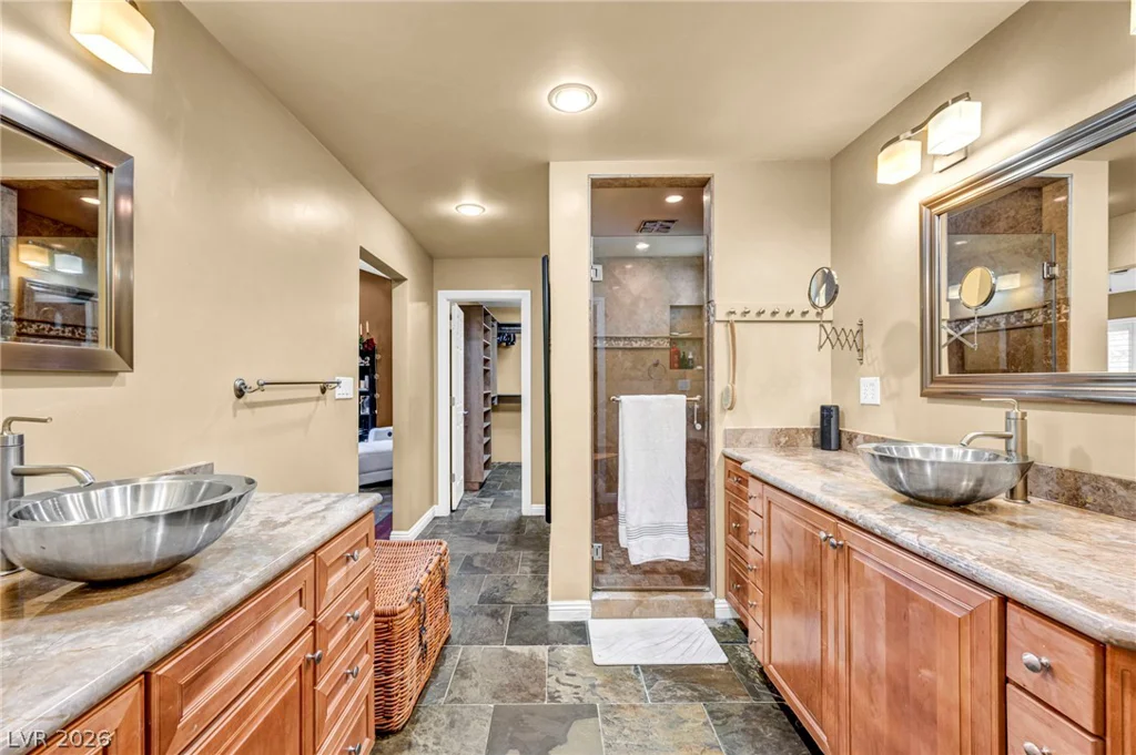 8701 Isola, Las Vegas, NV 89117