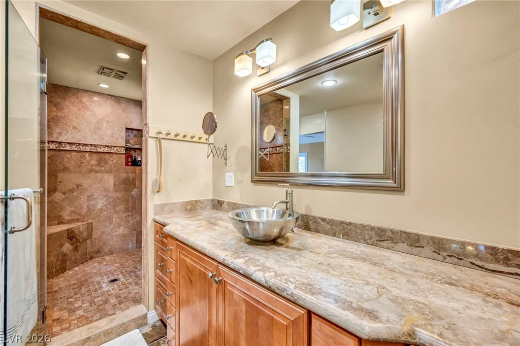 8701 Isola, Las Vegas, NV 89117