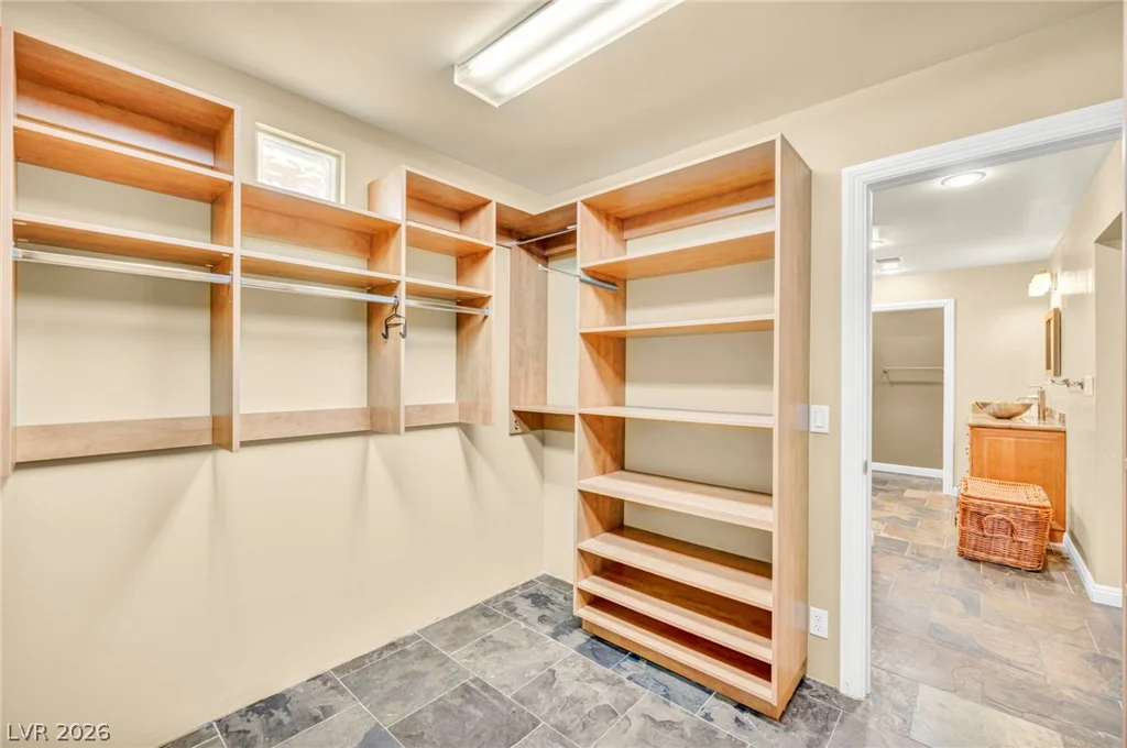 8701 Isola, Las Vegas, NV 89117