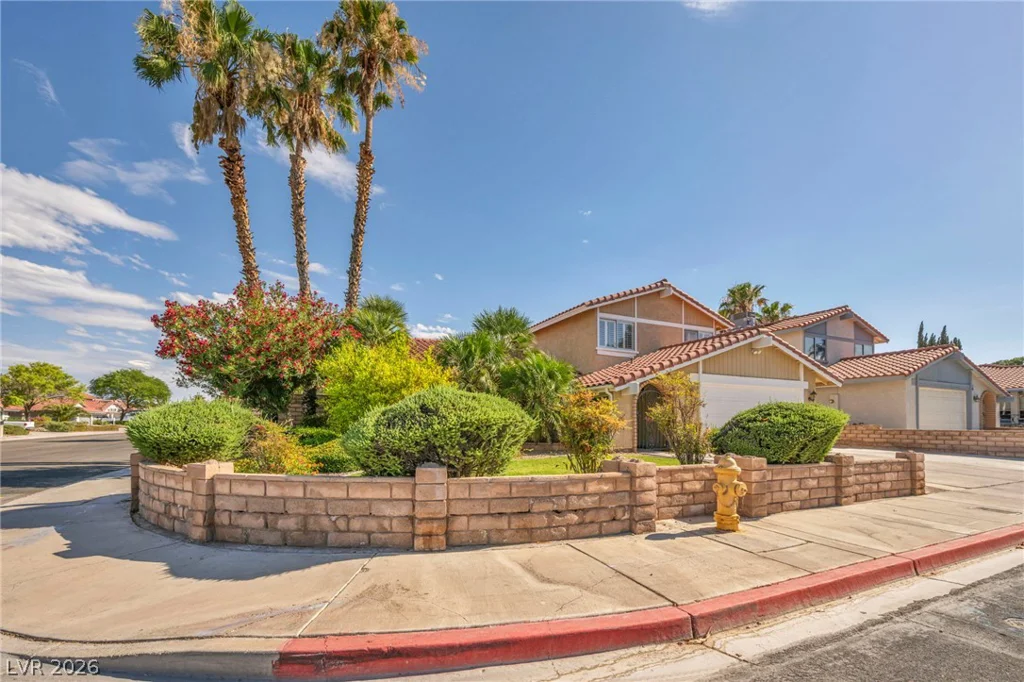 8701 Isola, Las Vegas, NV 89117