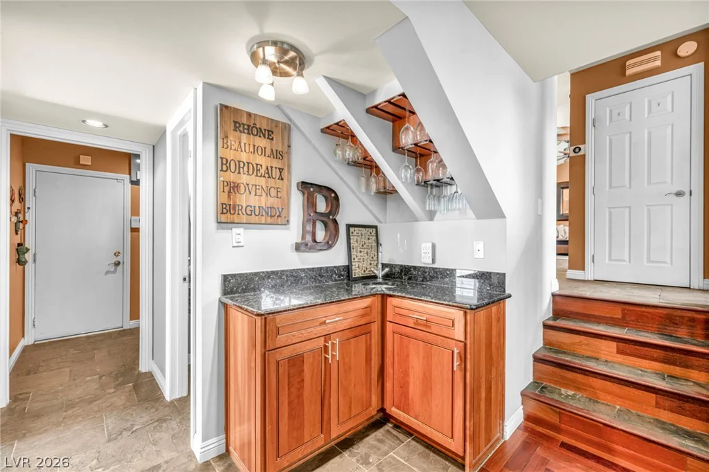8701 Isola, Las Vegas, NV 89117