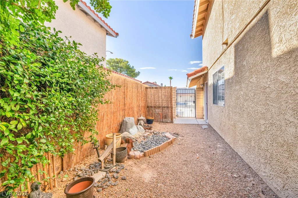 8701 Isola, Las Vegas, NV 89117