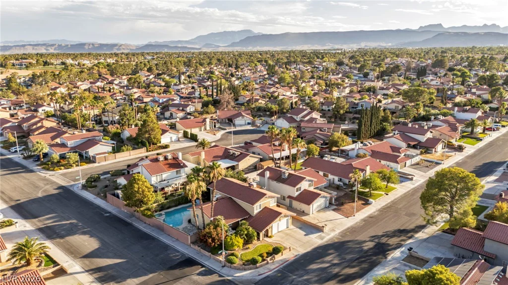 8701 Isola, Las Vegas, NV 89117