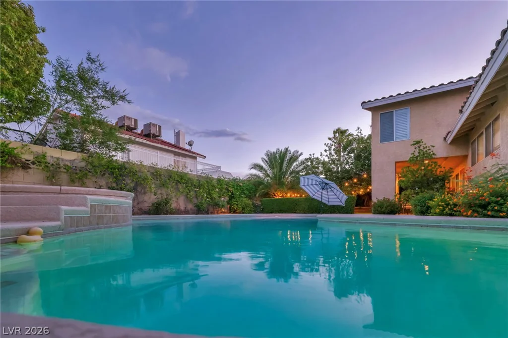 8701 Isola, Las Vegas, NV 89117