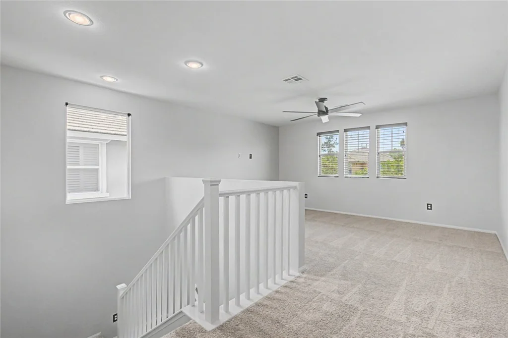 10290 Turia Gardens, Las Vegas, NV 89135