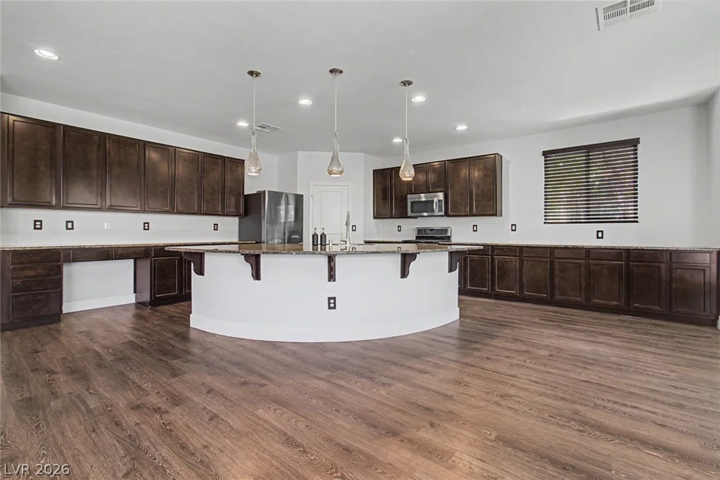 10290 Turia Gardens, Las Vegas, NV 89135