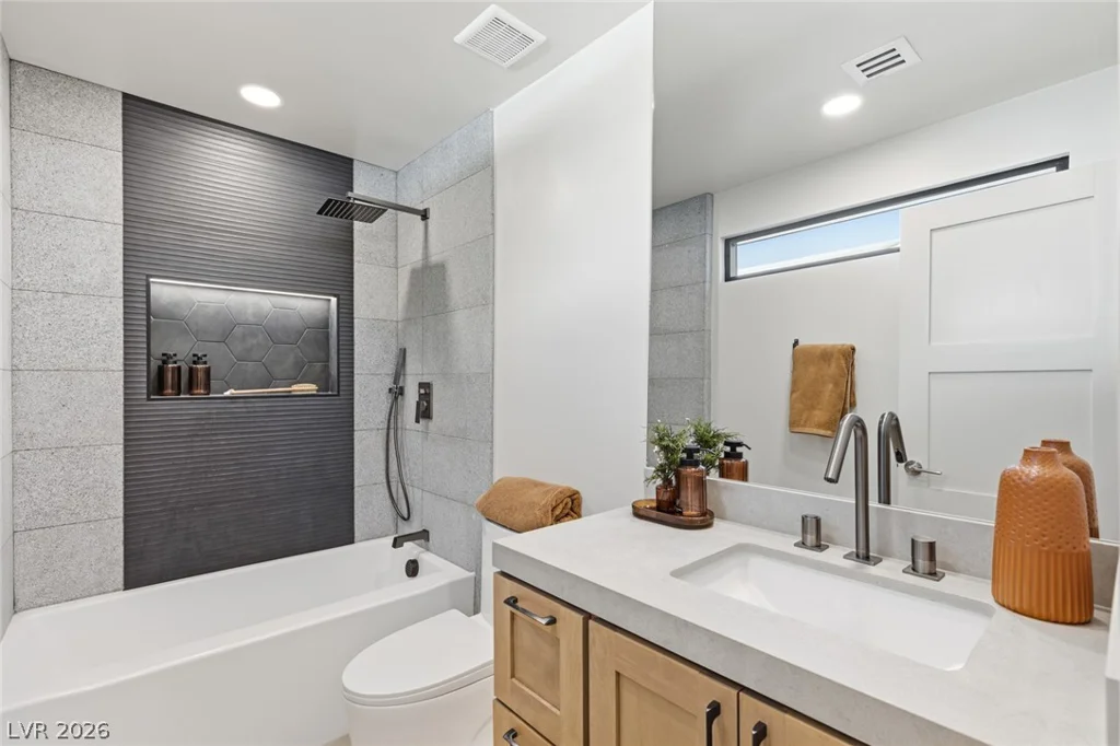 2401 Driftwood, Las Vegas, NV 89107