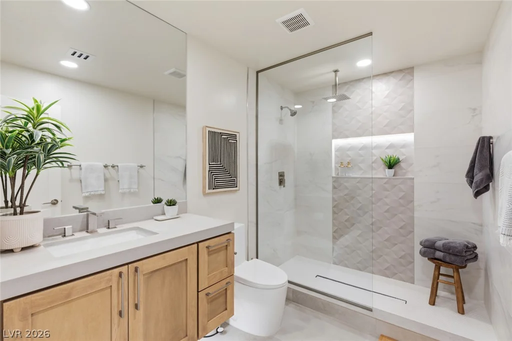2401 Driftwood, Las Vegas, NV 89107