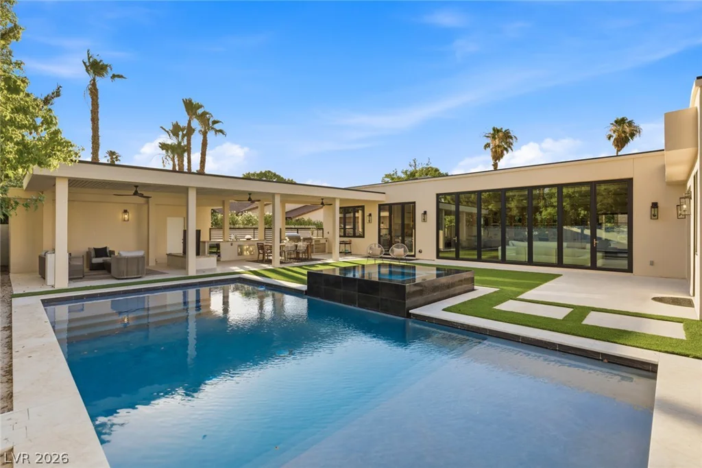 2401 Driftwood, Las Vegas, NV 89107