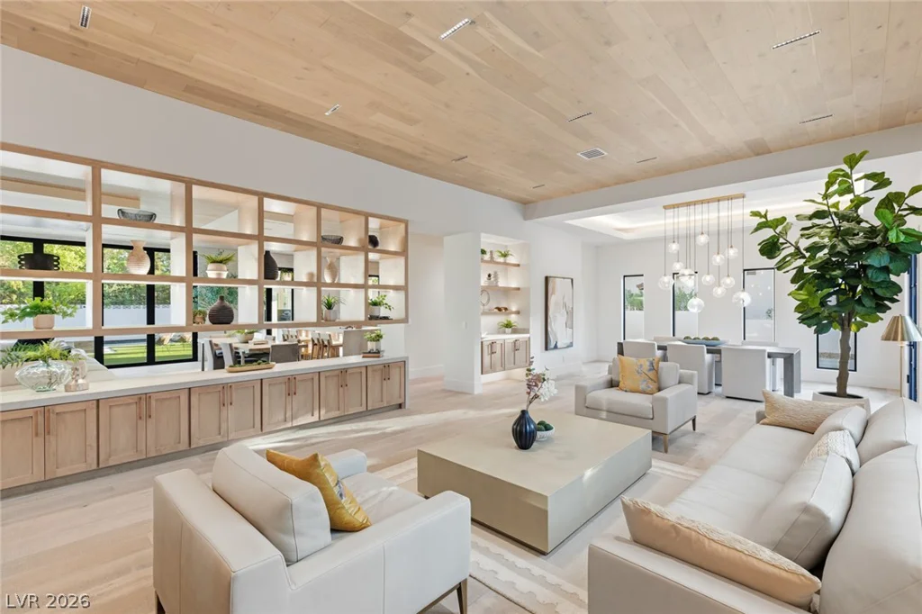 2401 Driftwood, Las Vegas, NV 89107