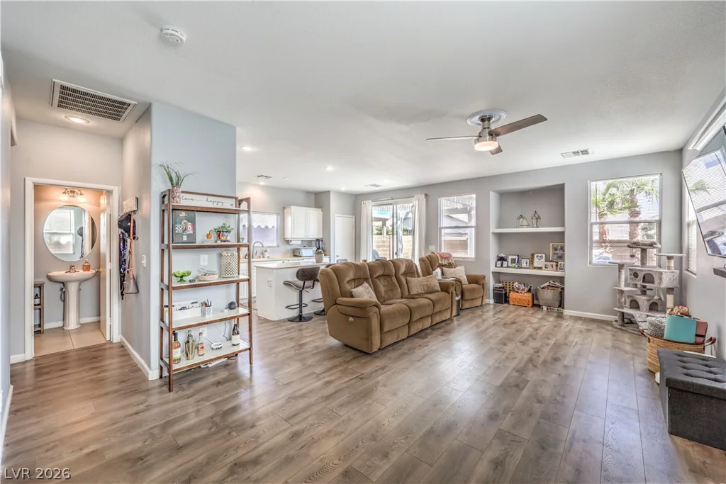 6164 Haleh, Las Vegas, NV 89141